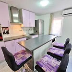 Apartament Indigo
